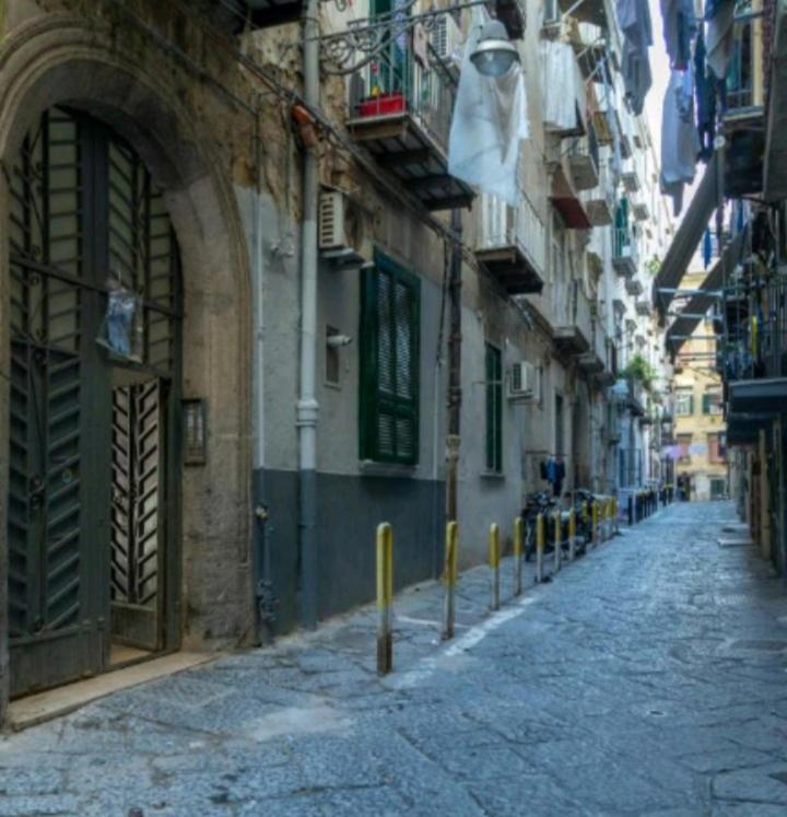 Hotel La Dimora Di Rosy Nápoles Exterior foto